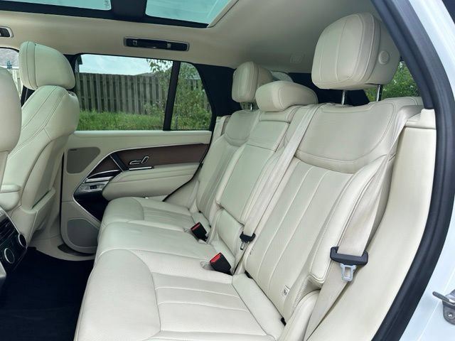 Certified 2023 Land Rover Range Rover SE AWD/4WD image 19