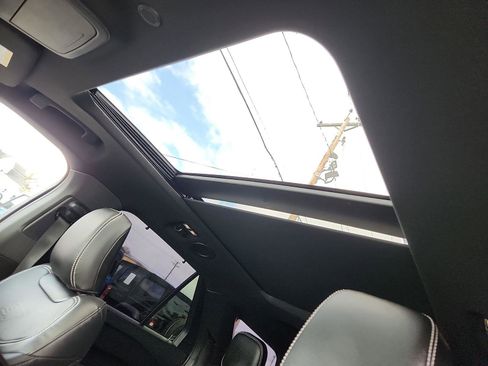 Used 2023 Ford Explorer ST w/ Equipment Group 401A image 14