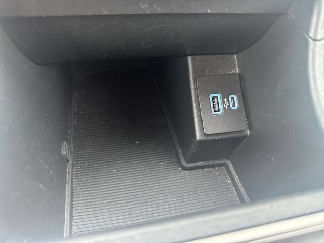Used 2024 Ford Edge SEL AWD/4WD image 23