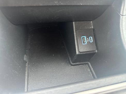 Used 2024 Ford Edge SEL AWD/4WD image 23