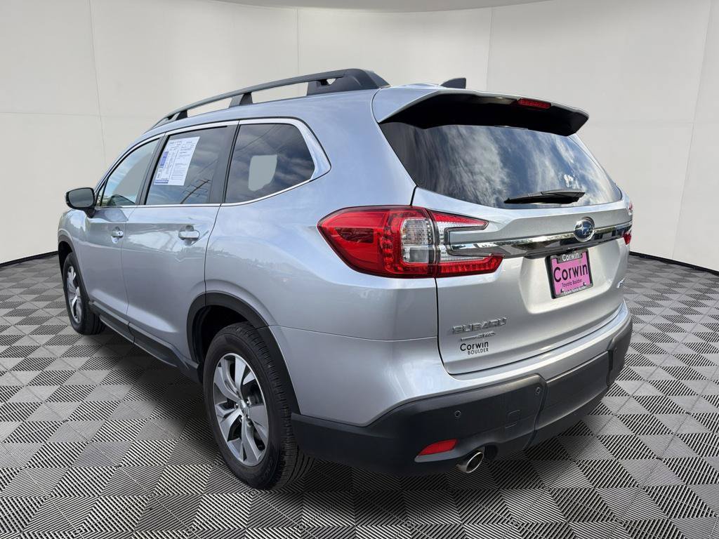 Used 2025 Subaru Ascent Premium AWD/4WD image 5
