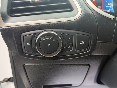Used 2020 Ford Edge SEL AWD/4WD image 21