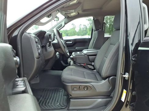 Used 2022 Chevrolet Silverado 1500 Custom Trail Boss AWD/4WD image 16
