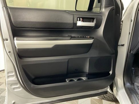 Used 2019 Toyota Tundra SR5 image 12