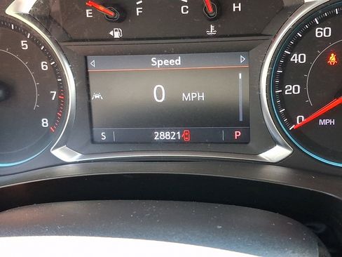Used 2023 Chevrolet Traverse LT AWD/4WD image 21