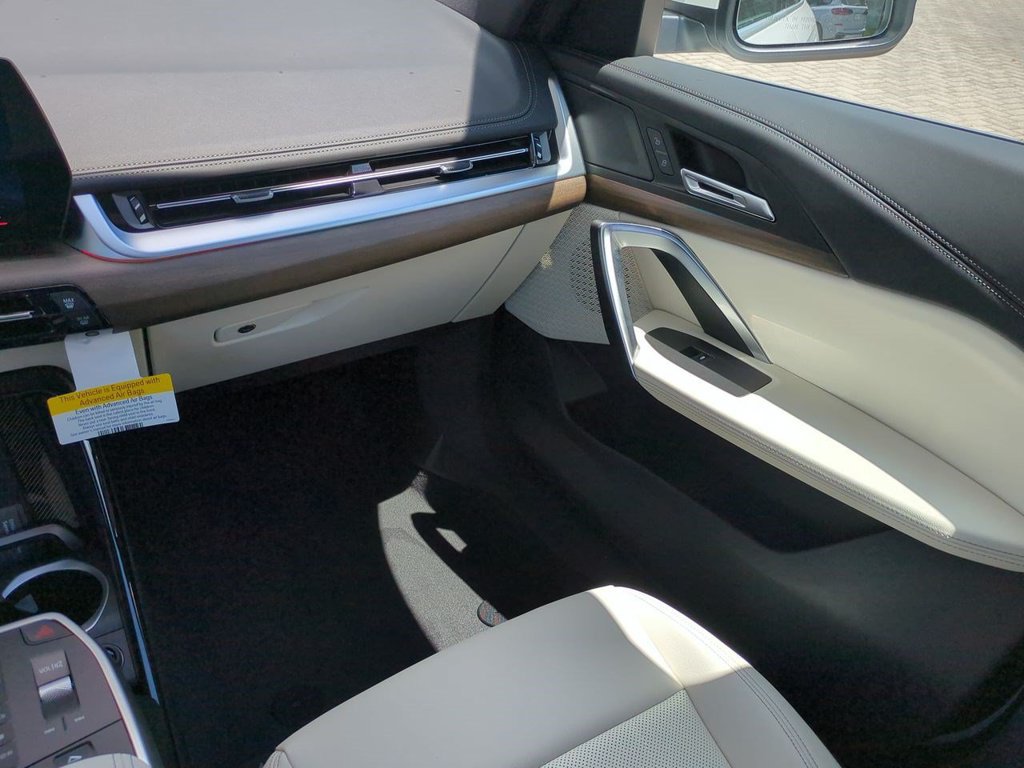 New 2027 BMW X1 xDrive28i AWD/4WD image 17