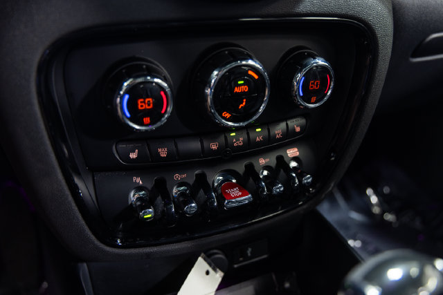 Certified 2024 MINI Cooper Clubman S w/ MINI Untold Edition AWD/4WD image 15