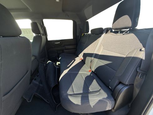 Used 2023 Chevrolet Silverado 2500 LT w/ Convenience Package image 16