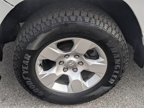 Used 2020 RAM 1500 Big Horn image 10