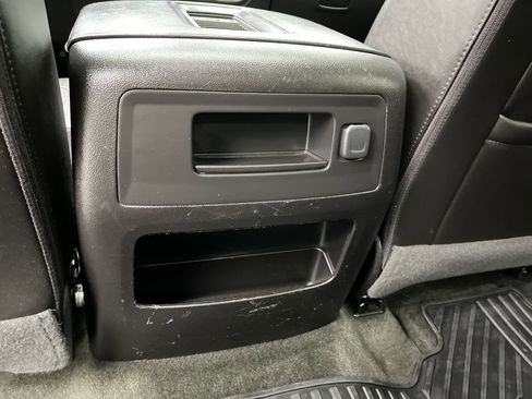 Used 2017 GMC Sierra 1500 Denali w/ Denali Ultimate Package AWD/4WD image 14