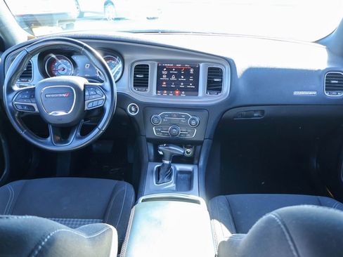 Used 2023 Dodge Charger SXT image 6