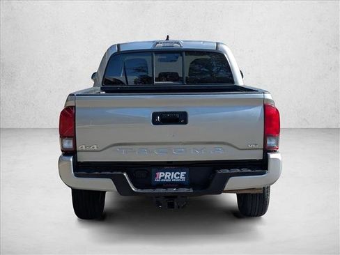 Used 2022 Toyota Tacoma SR image 7