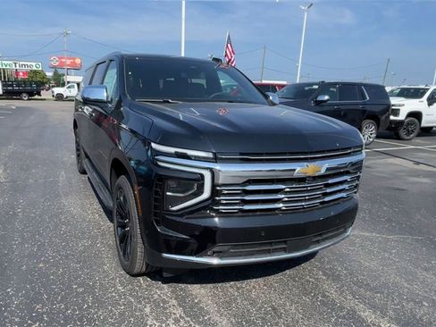 New 2025 Chevrolet Suburban Premier image 4