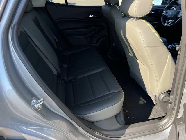 Certified 2024 Chevrolet Trax ACTIV w/ Sunroof Package FWD image 23