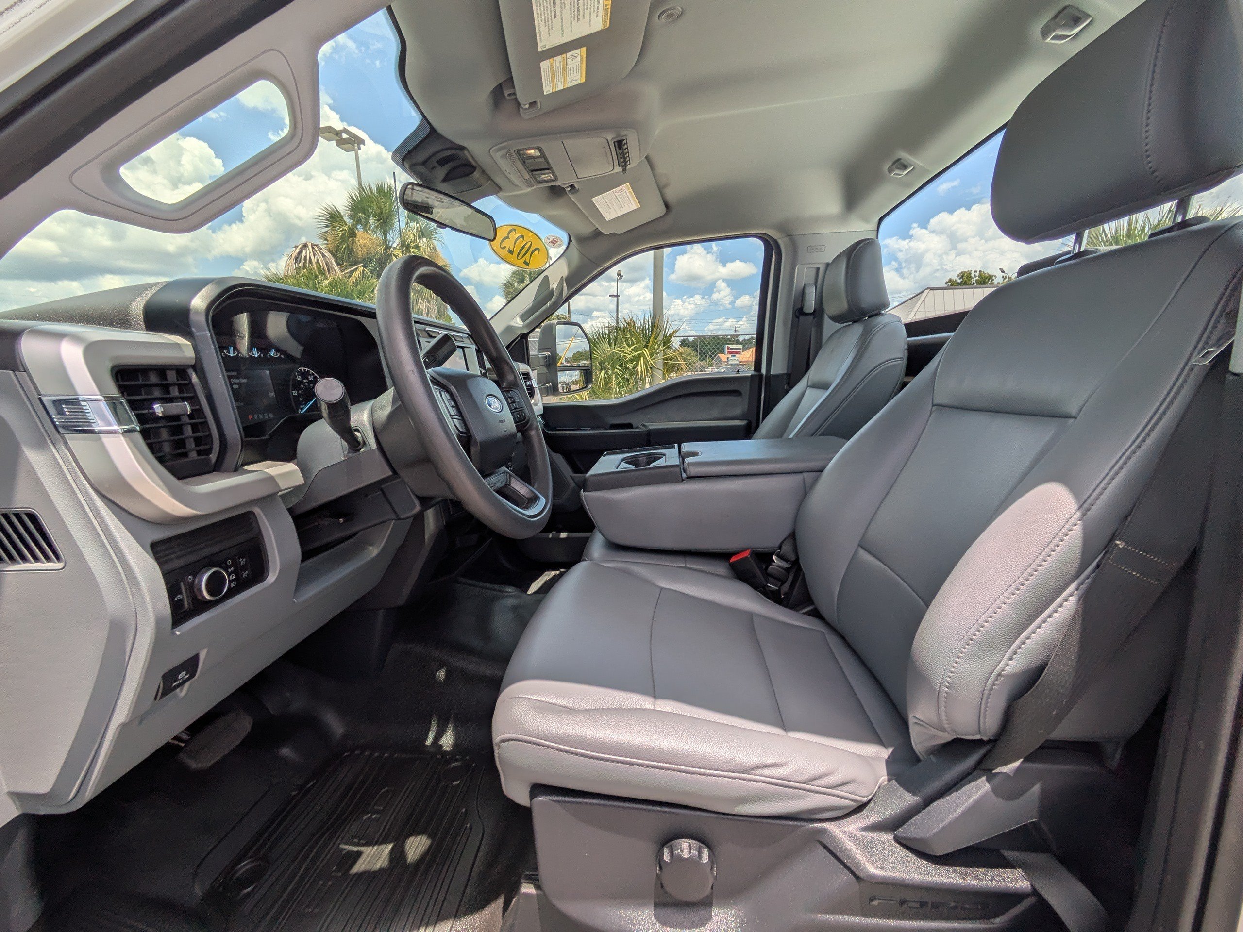 Used 2023 Ford F350 XL RWD image 14