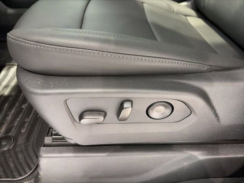 New 2026 Chevrolet Silverado 1500 LTZ w/ LTZ Premium Package AWD/4WD image 16