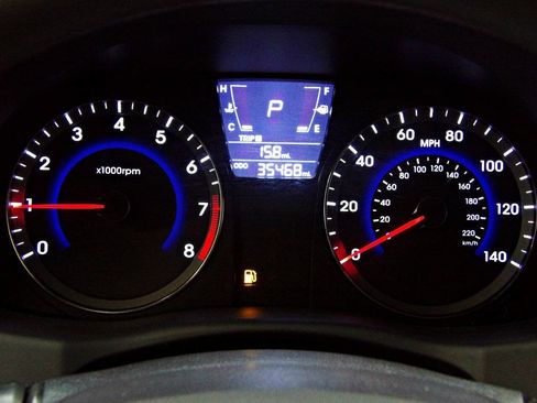 Used 2014 Hyundai Accent GS FWD image 15