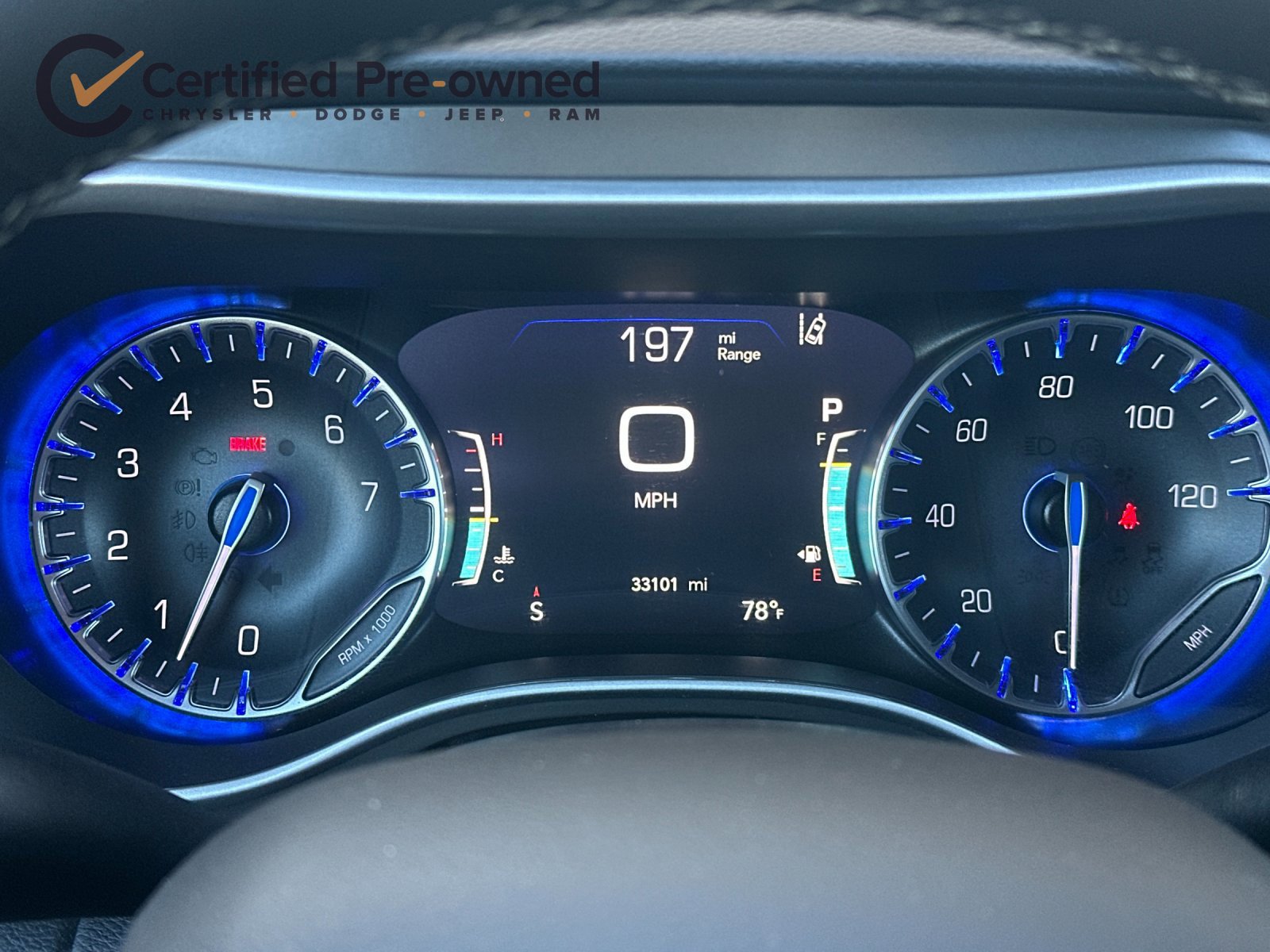 Used 2025 Chrysler Pacifica Select FWD image 26