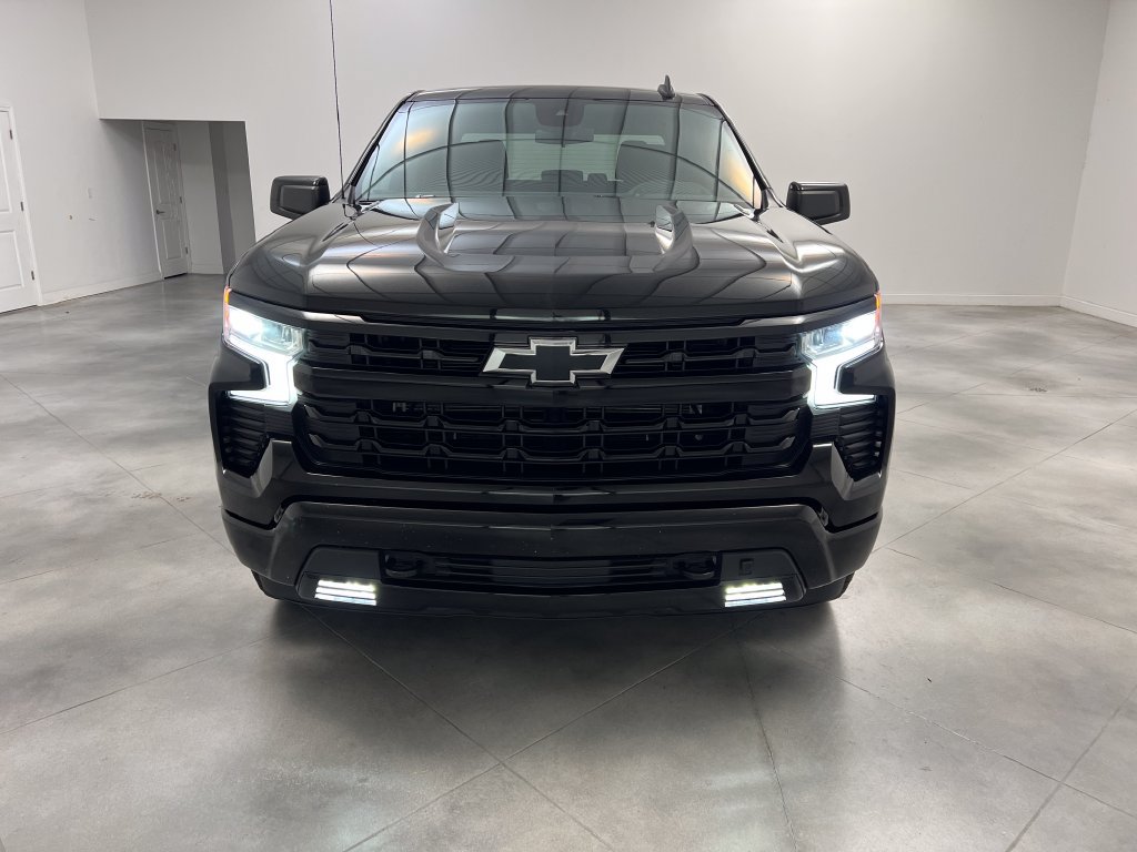 Used 2023 Chevrolet Silverado 1500 RST w/ Protection Package AWD/4WD image 3