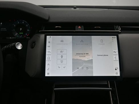 Used 2025 Land Rover Range Rover Velar S image 20