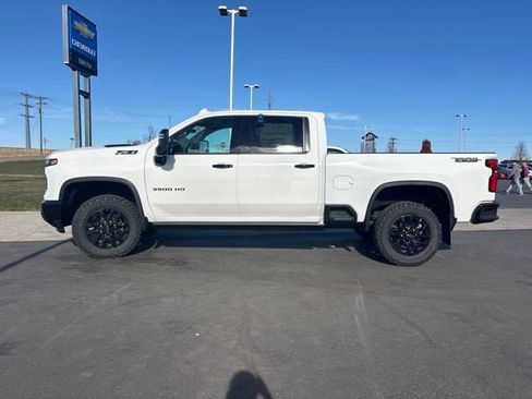 New 2026 Chevrolet Silverado 3500 LTZ w/ LTZ Plus Package image 6