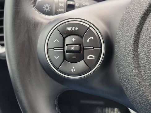 Used 2021 Kia Soul X-Line FWD image 29