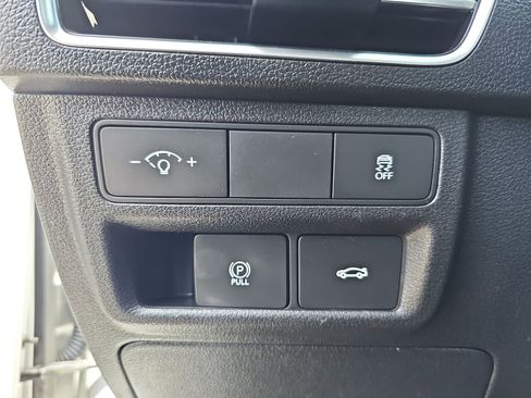 Used 2025 Hyundai Sonata SEL FWD image 28