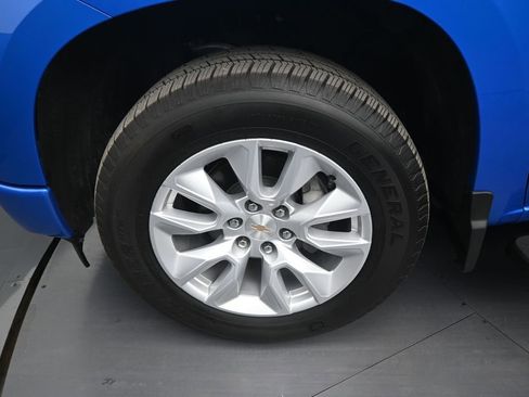 Used 2026 Chevrolet Silverado 1500 Custom RWD image 9