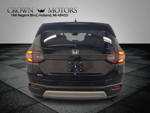 Used 2025 Honda Pilot EX-L image 5