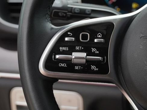 Used 2023 Mercedes-Benz GLE 350 image 29