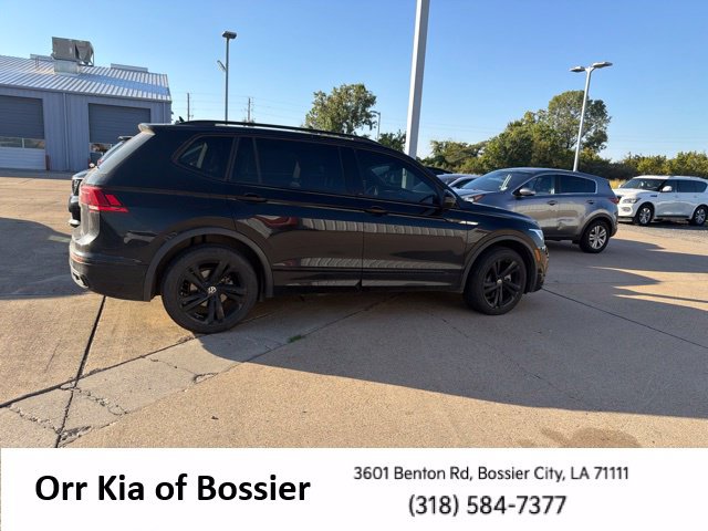 Used 2024 Volkswagen Tiguan SE R-Line w/ MDO Package, Three-Row FWD image 8