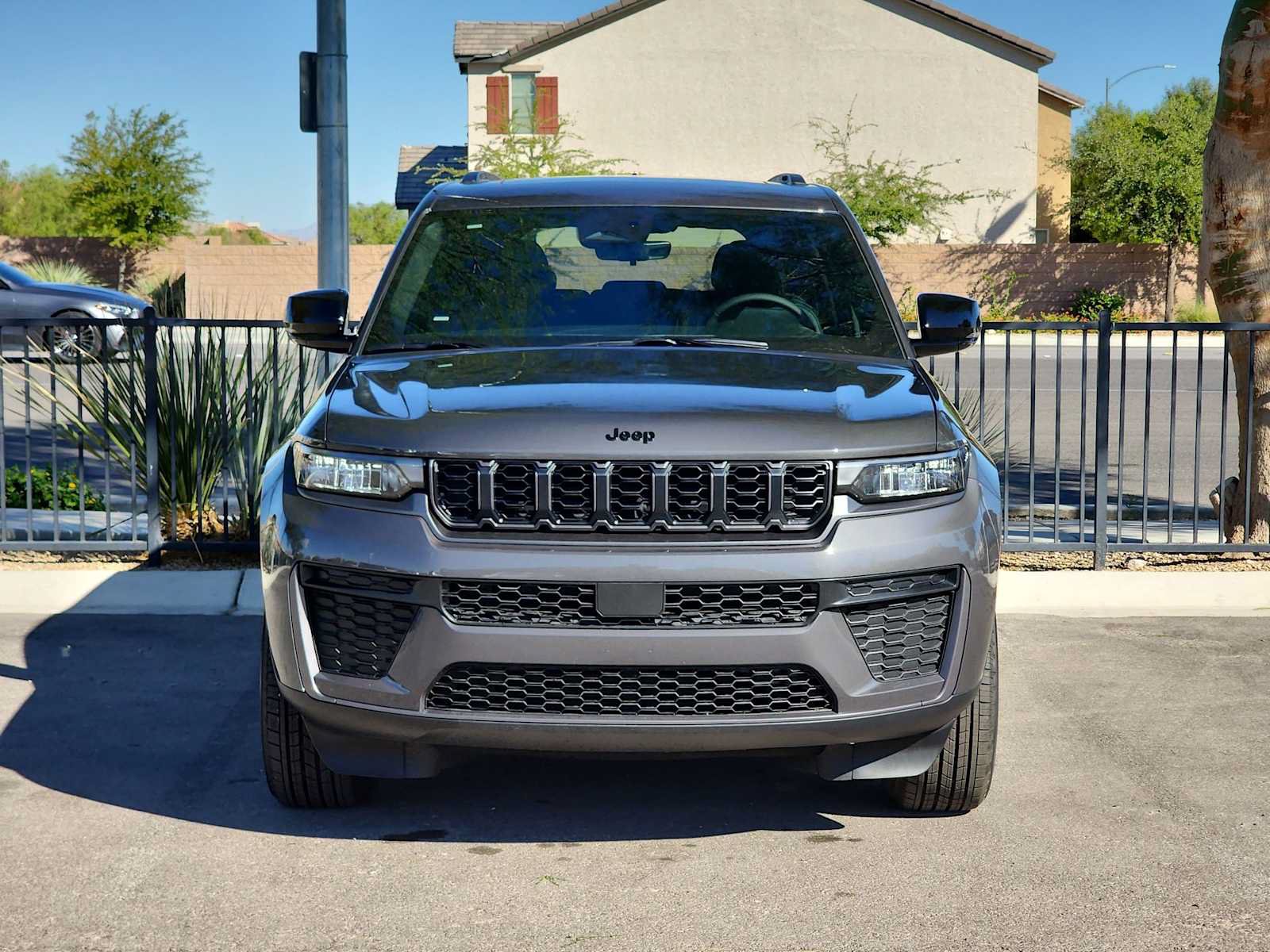 New 2026 Jeep Grand Cherokee Altitude AWD/4WD image 3