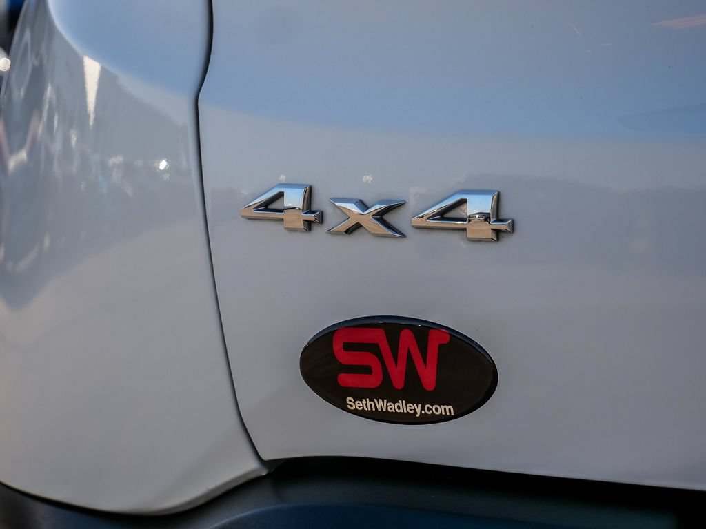 Used 2021 Jeep Renegade Latitude AWD/4WD image 11