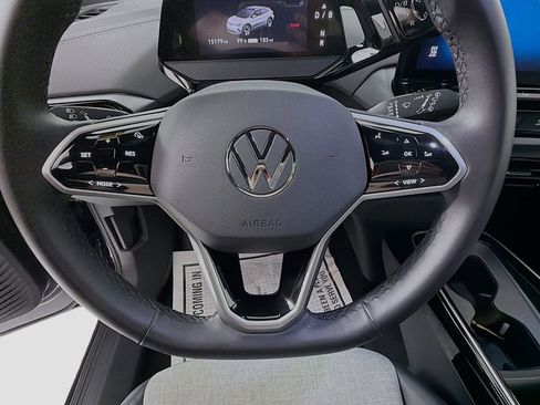 Used 2023 Volkswagen ID.4 2WD image 11