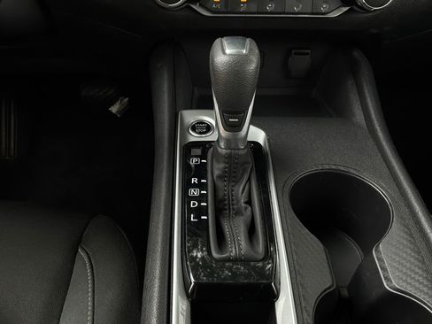 Used 2025 Nissan Altima 2.5 SV FWD image 23