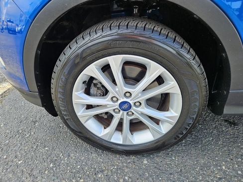 Used 2018 Ford Escape SEL AWD/4WD image 8