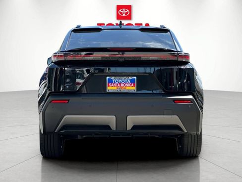 New 2026 Toyota C-HR AWD/4WD image 4