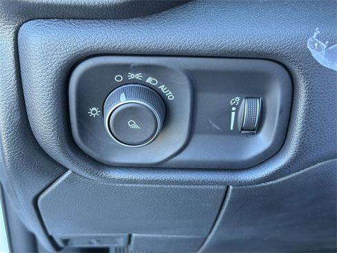 New 2024 RAM 4500 Tradesman w/ Chrome Appearance Group image 32