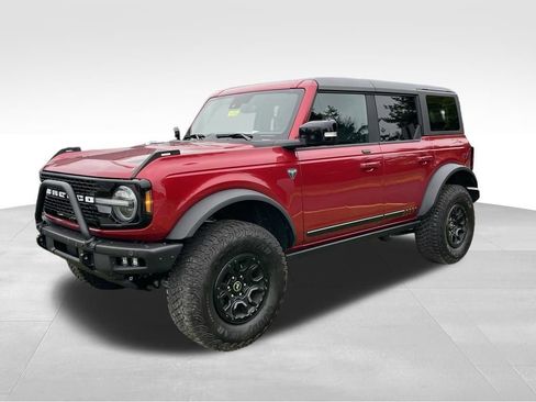 Used 2021 Ford Bronco First Edition AWD/4WD image 2