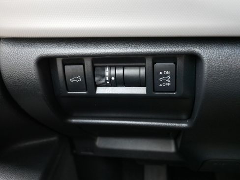 Used 2025 Subaru Forester Premium AWD/4WD image 26