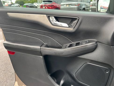Used 2021 Ford Escape SEL AWD/4WD image 20