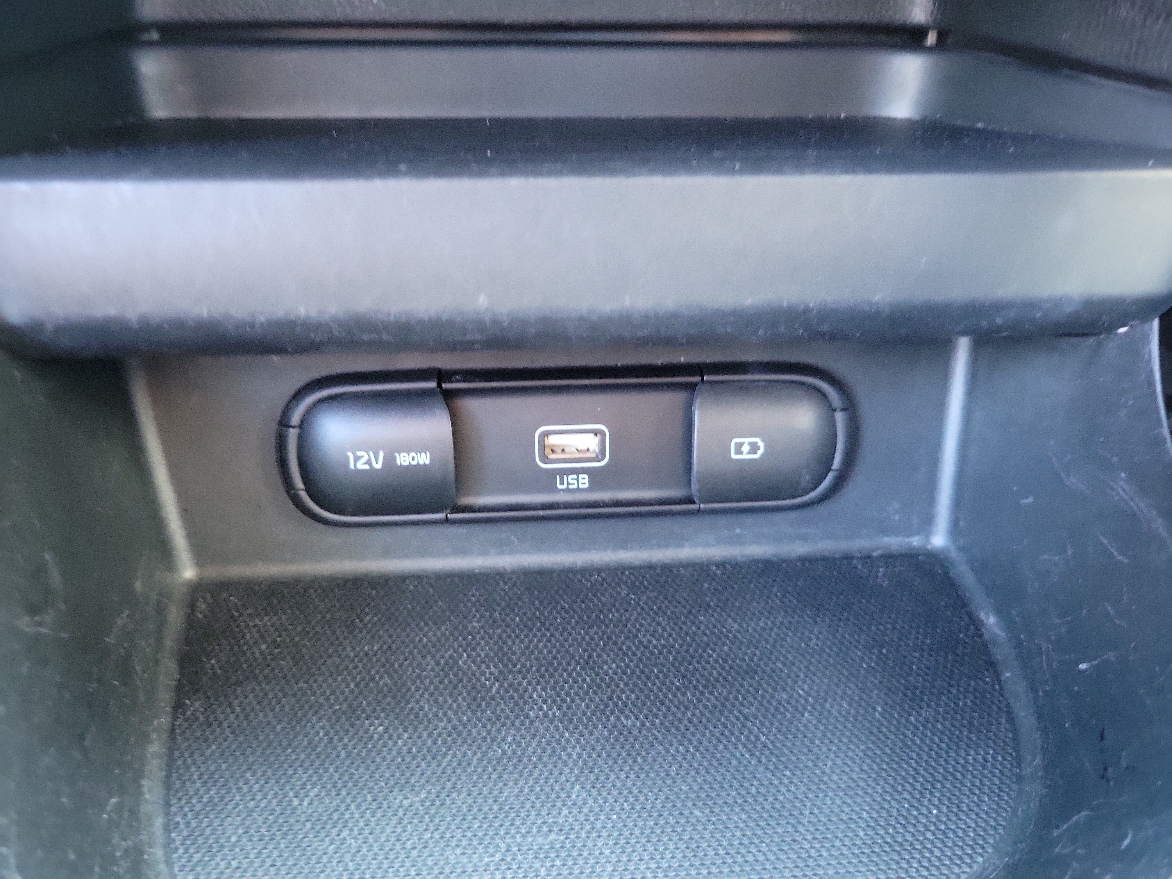 Used 2023 Kia Seltos S FWD image 18