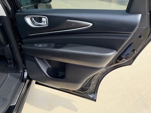 Used 2019 INFINITI QX60 Luxe w/ Essential Package AWD/4WD image 24