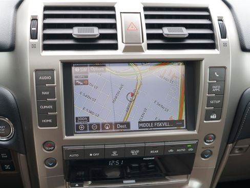 Used 2021 Lexus GX 460 Luxury w/ Off Road Package AWD/4WD image 13