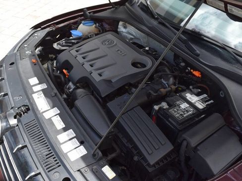 Used 2013 Volkswagen Passat TDI SEL Premium FWD image 92
