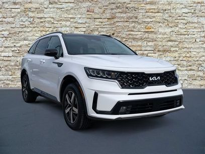 Used 2022 Kia Sorento EX w/ Panoramic Sunroof Package