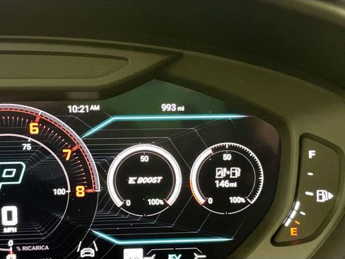Used 2025 Lamborghini Urus Performante AWD/4WD image 12