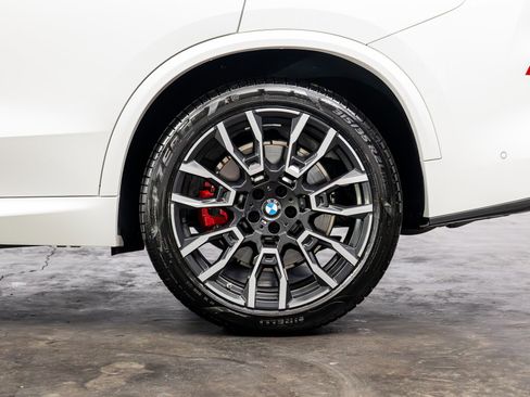 Used 2026 BMW X5 M60i AWD/4WD image 14