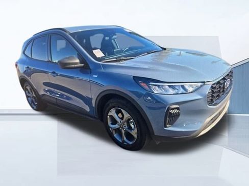 Certified 2025 Ford Escape ST-Line image 5