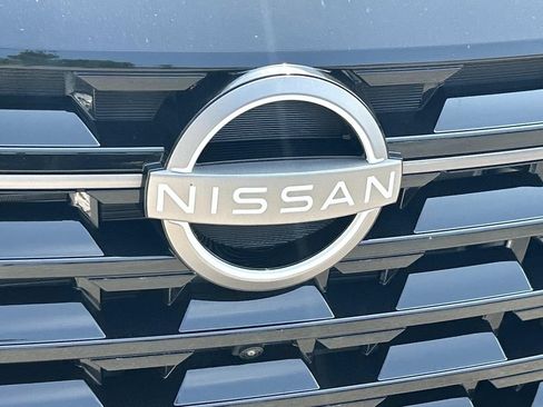 New 2026 Nissan Pathfinder SL FWD image 11